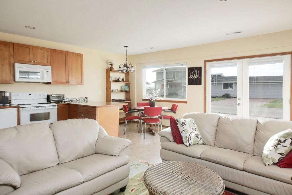 Maxwelton Beach Sunsets! Kayaks & Paddleboards! 1 Min Walk To The Water! Clinton Exterior foto